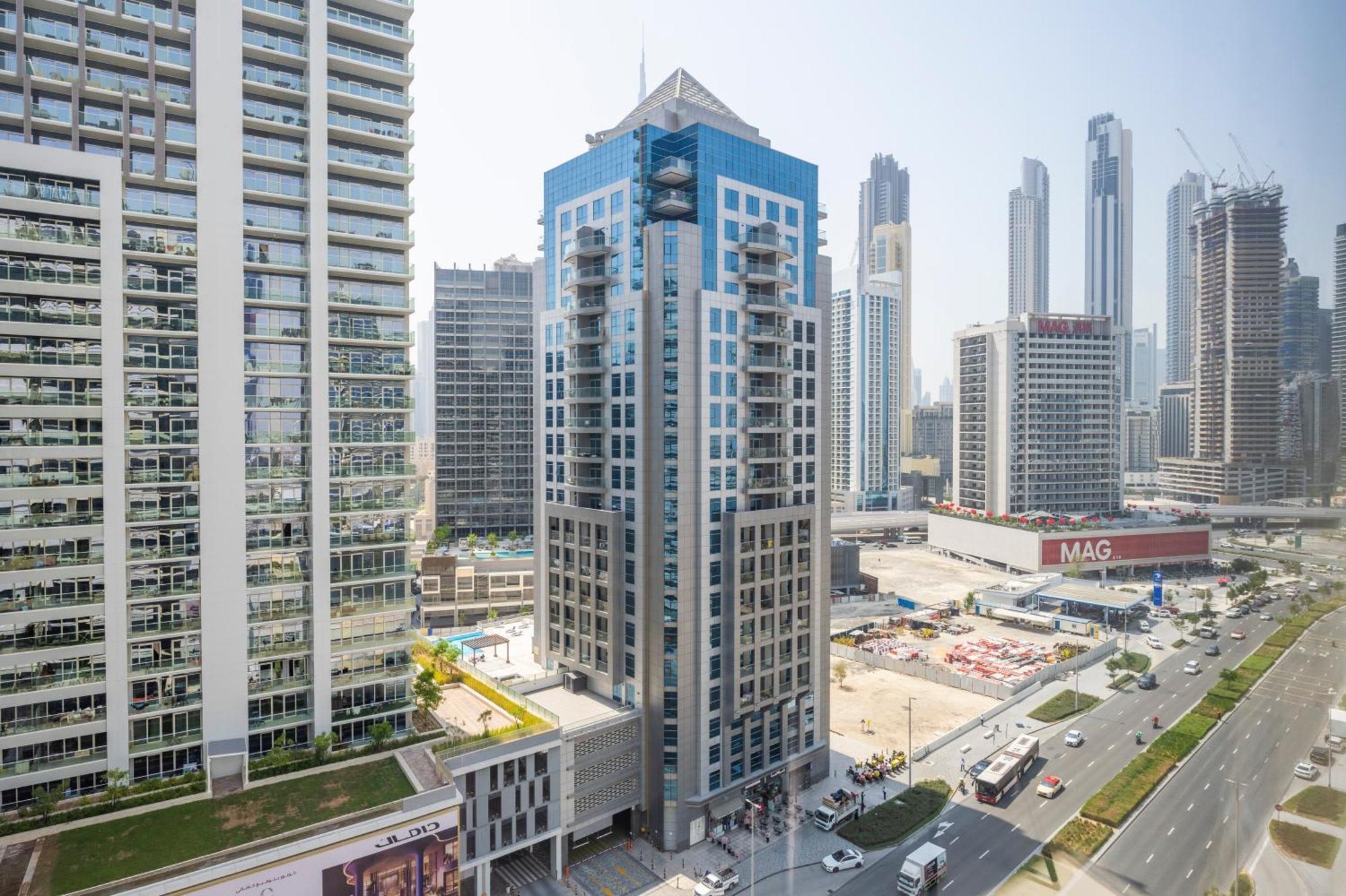 Damac Canal Views Residences Дубай Экстерьер фото
