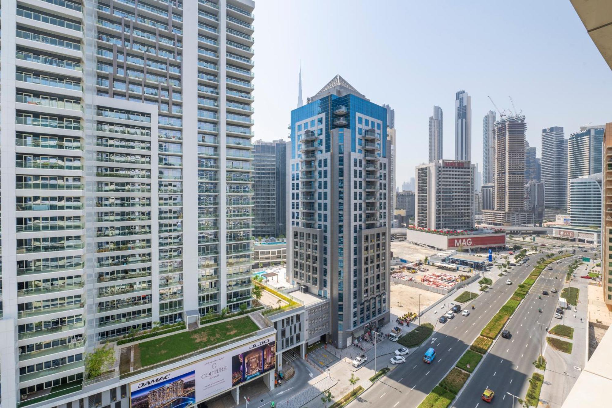 Damac Canal Views Residences Дубай Экстерьер фото