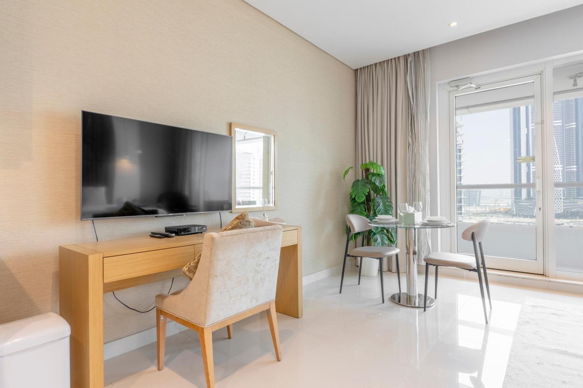 Damac Canal Views Residences Дубай Экстерьер фото