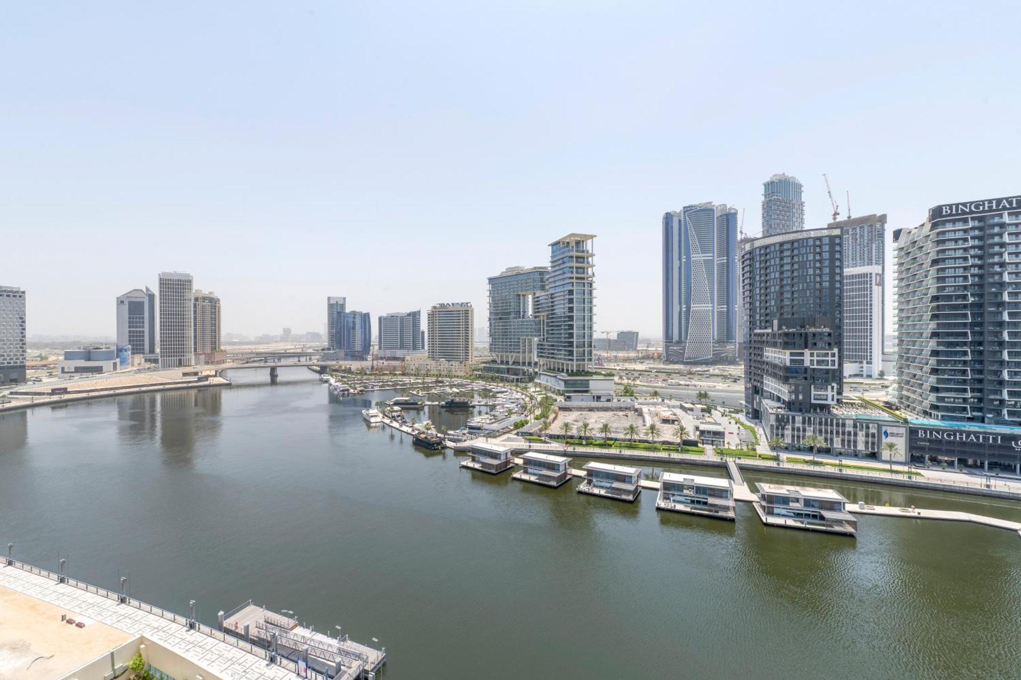 Damac Canal Views Residences Дубай Экстерьер фото