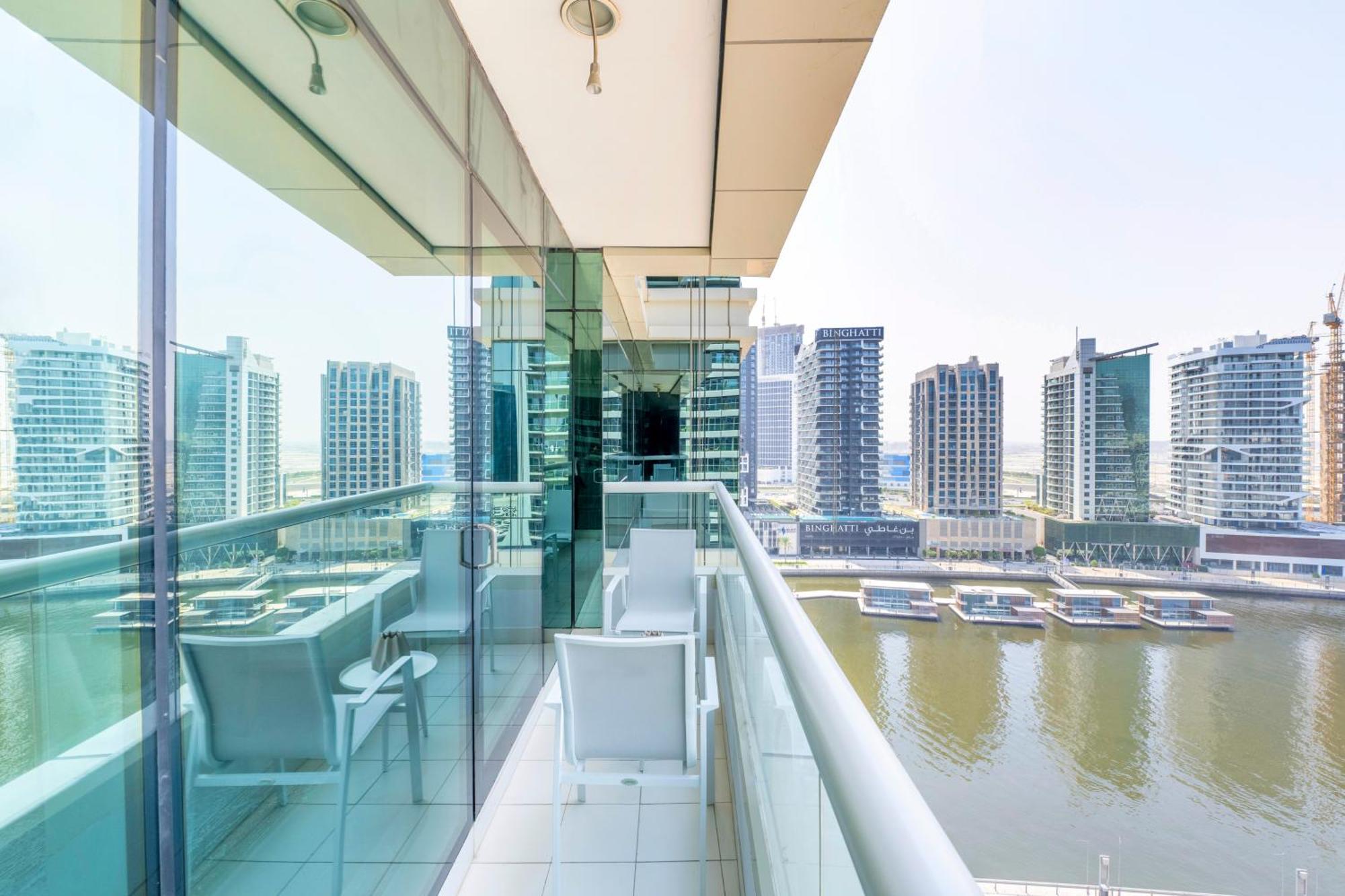 Damac Canal Views Residences Дубай Экстерьер фото